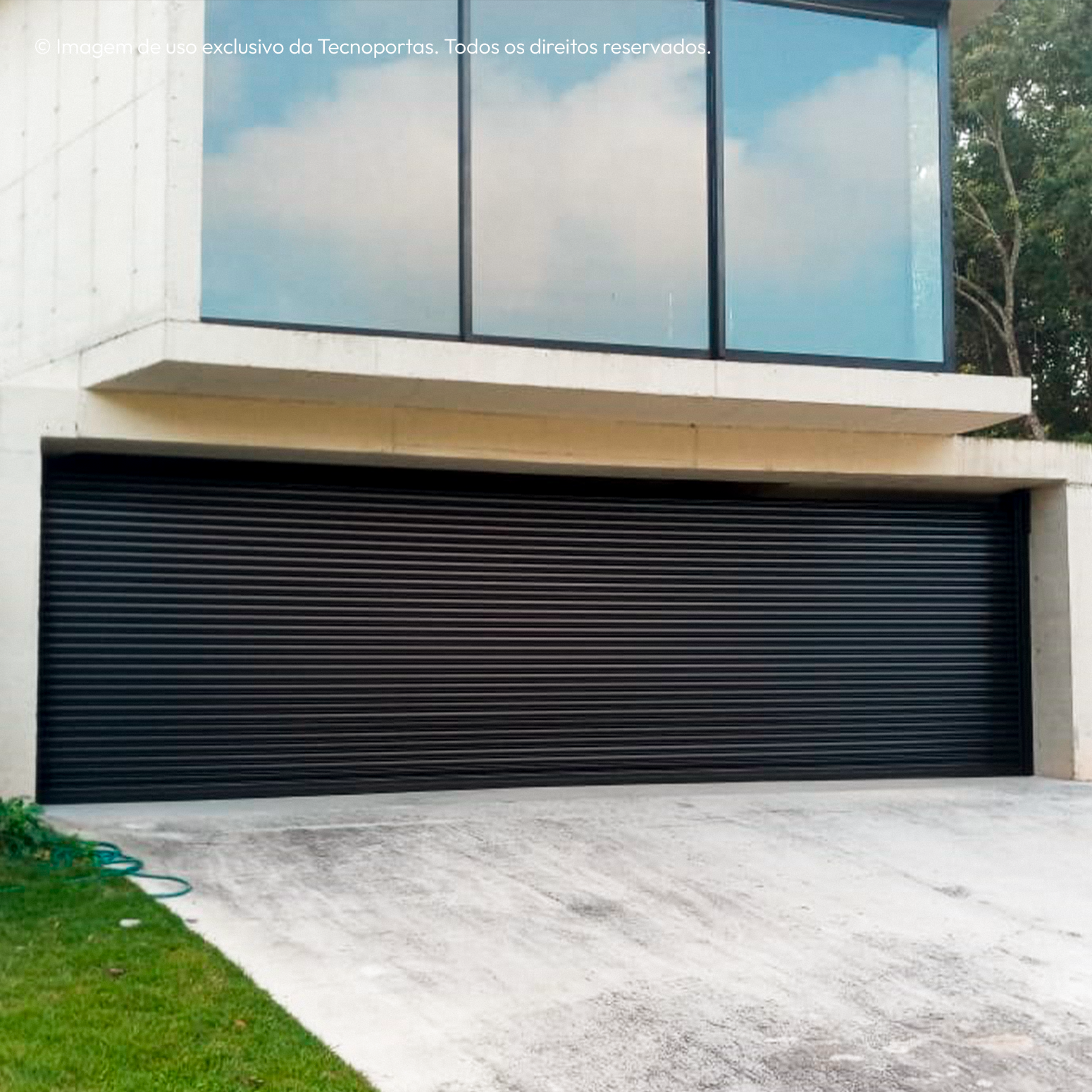 porta de enrolar fechada 1